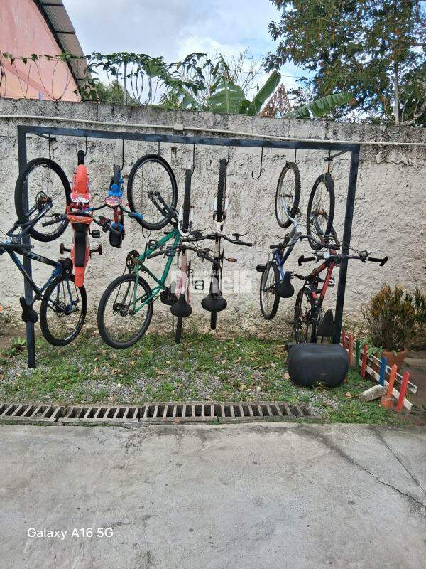 Apartamento à venda no Areao: 