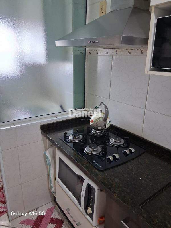 Apartamento à venda no Areao: 