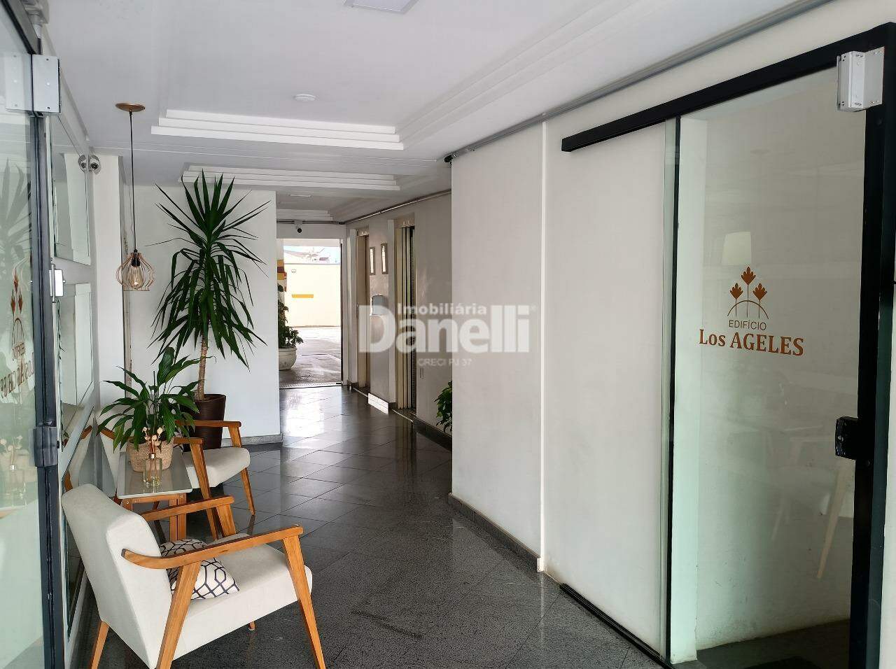Apartamento à venda no Centro: Hall do edíficio