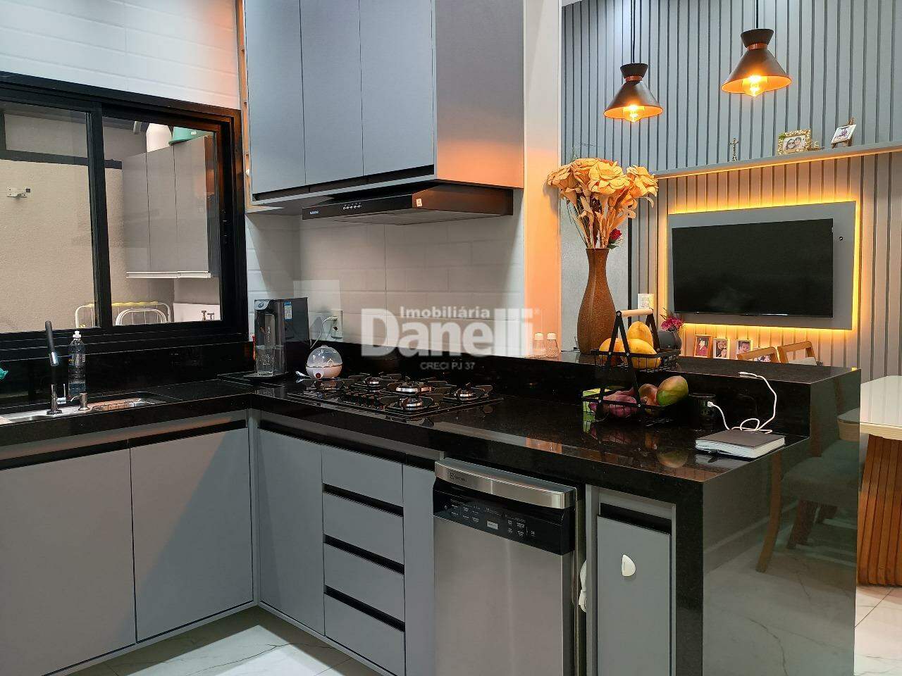 Casa à venda no Jardim do Lago I: Cozinha