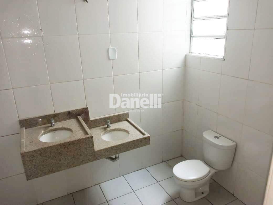 Prédio para aluguel no Centro: 