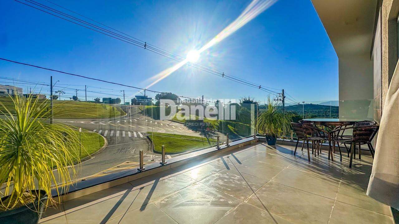 Sobrado à venda no Itapecerica: 