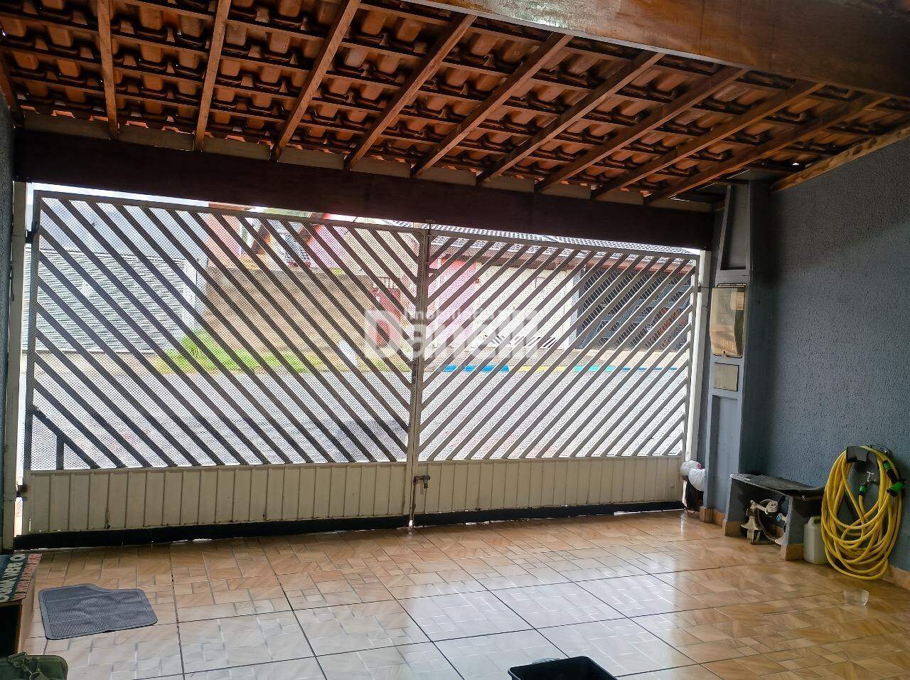 Casa à venda no Residencial San Marino: Garagem