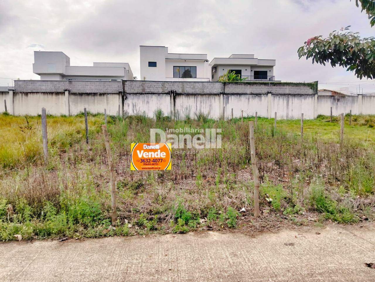 Lote à venda no Vale dos Cristais: Lote à venda, Vale dos Cristais - Taubaté/SP