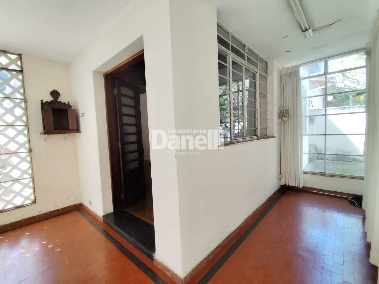 Ponto Comercial para aluguel no Jardim Eulália: 