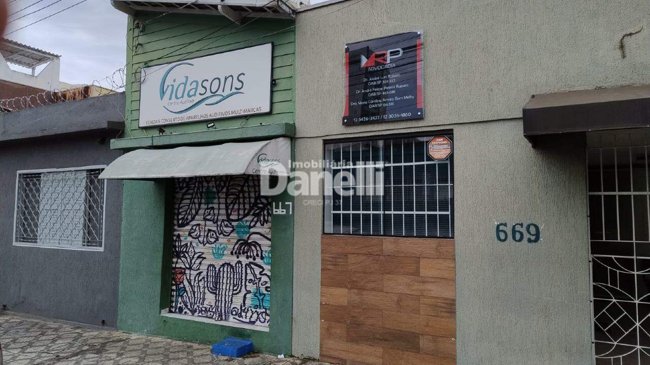 Ponto Comercial à venda no Centro: Frente