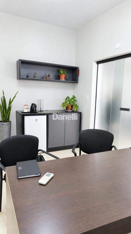 Ponto Comercial à venda no Centro: Sala 2