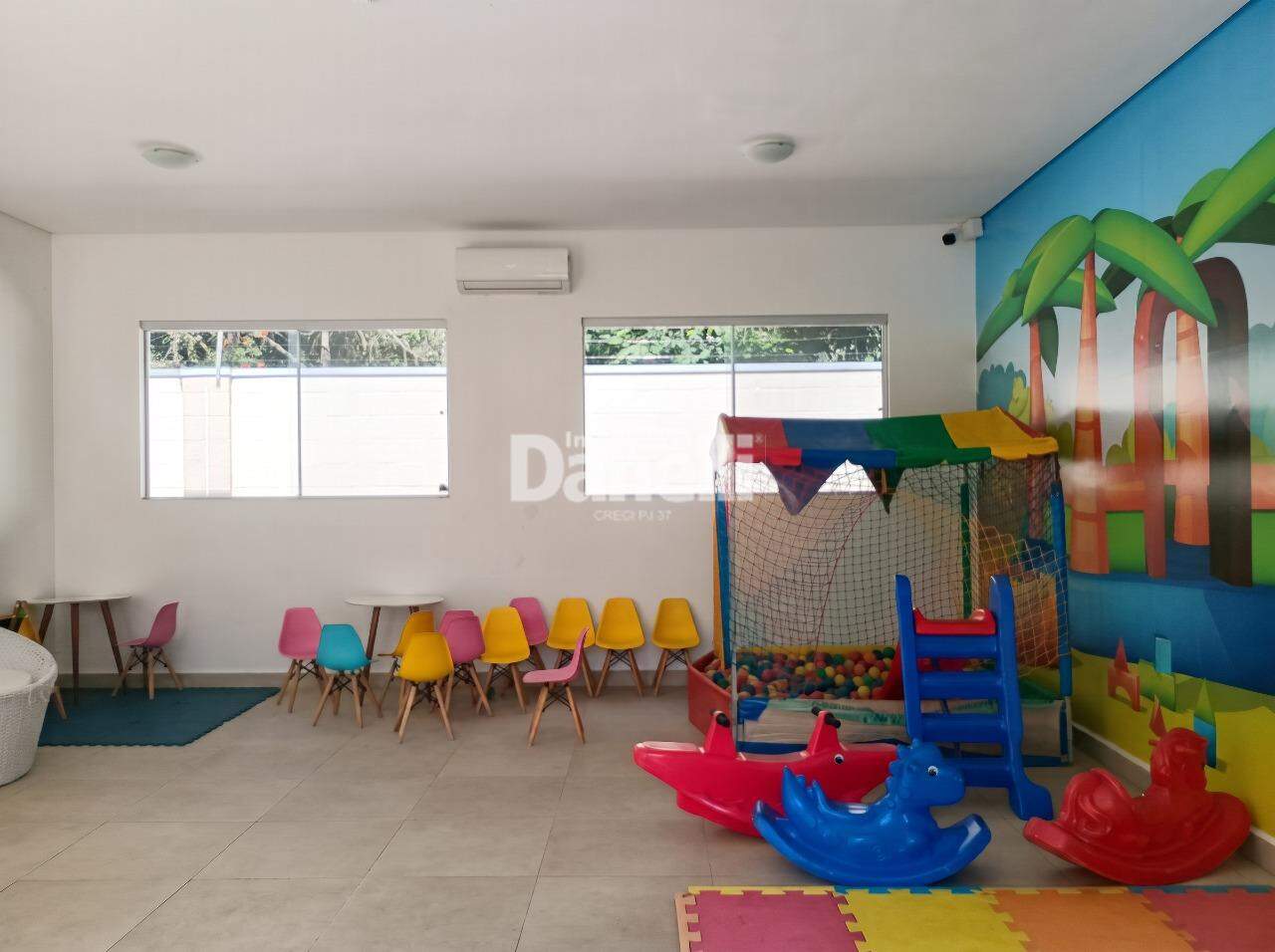 Apartamento à venda no Piracangaguá: Brinquedoteca