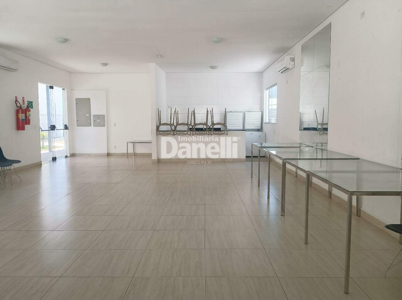 Apartamento à venda no Piracangaguá: Salão de Festas