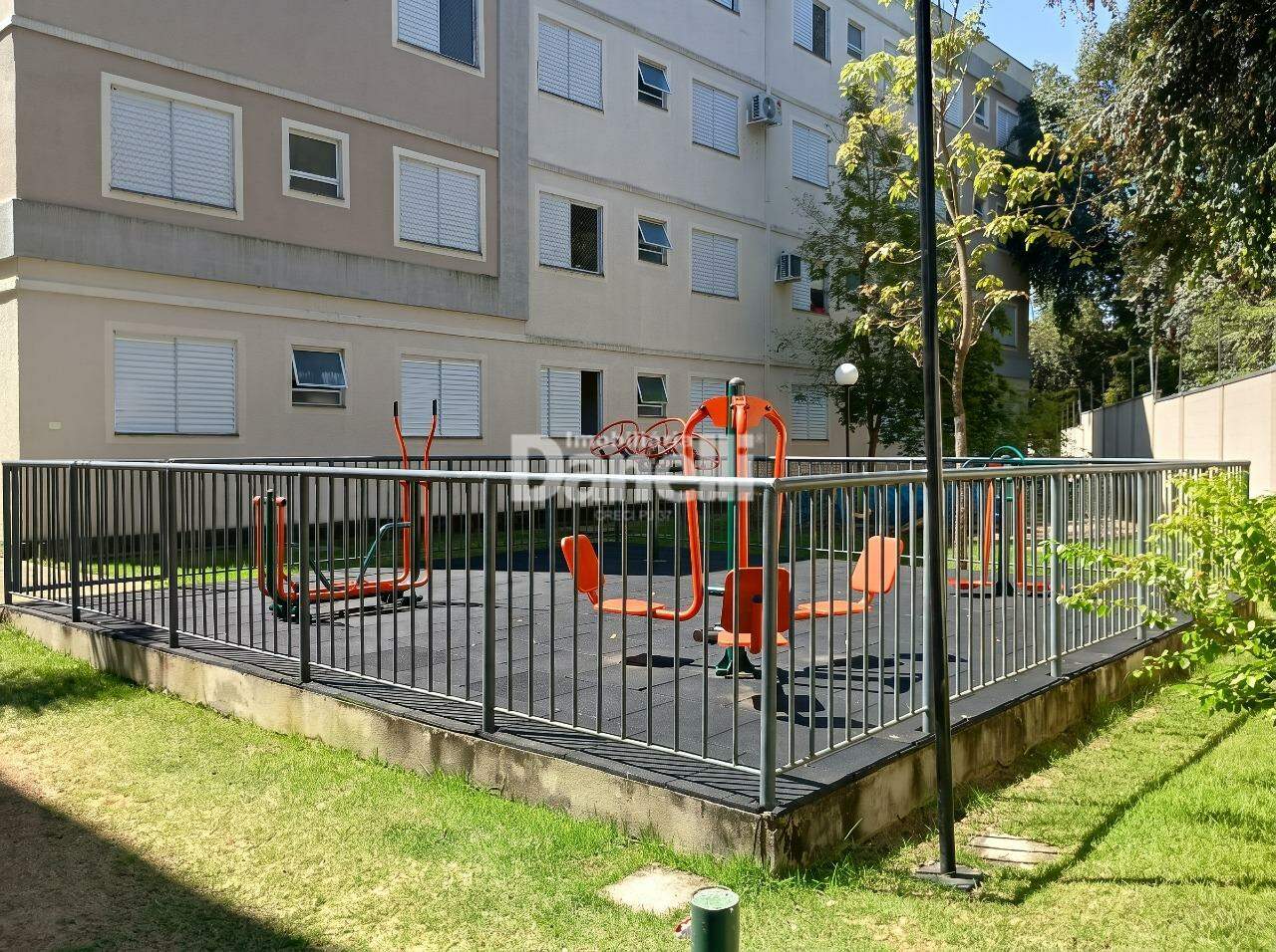 Apartamento à venda no Piracangaguá: Academia ao ar livre