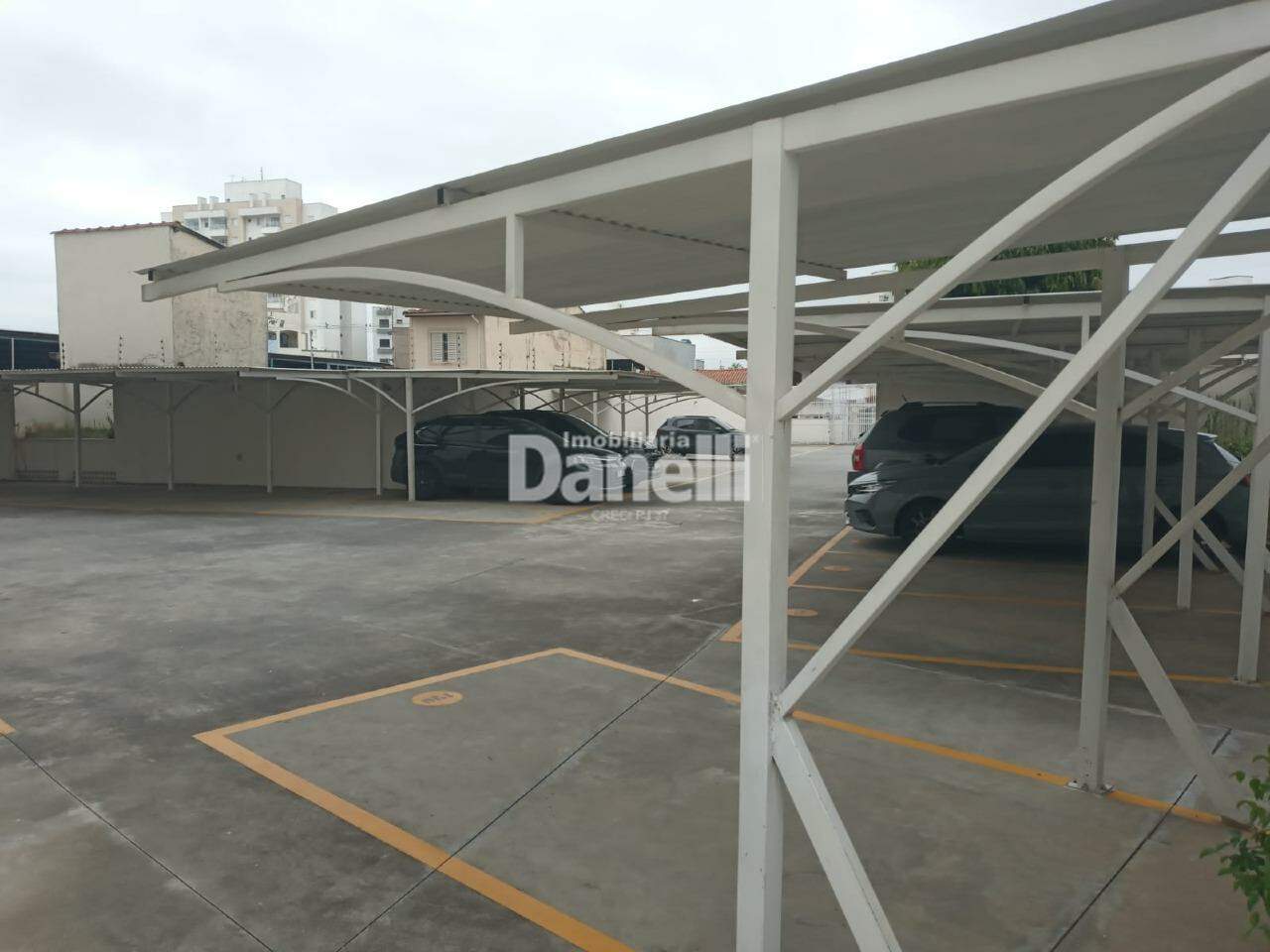 Apartamento à venda no Jardim das Nações: 