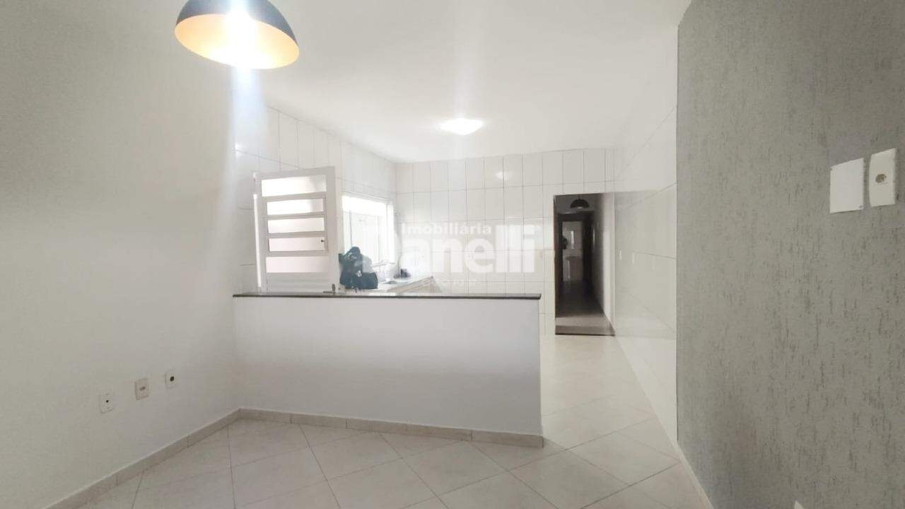 Casa para aluguel no Quiririm: 