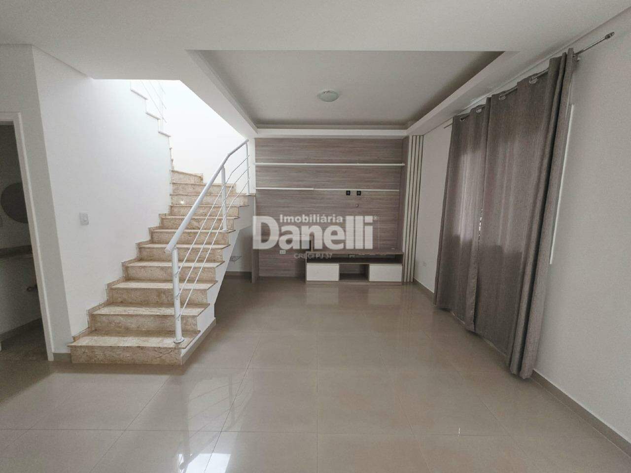 Casa em Condomínio à venda no Vila Areão: 