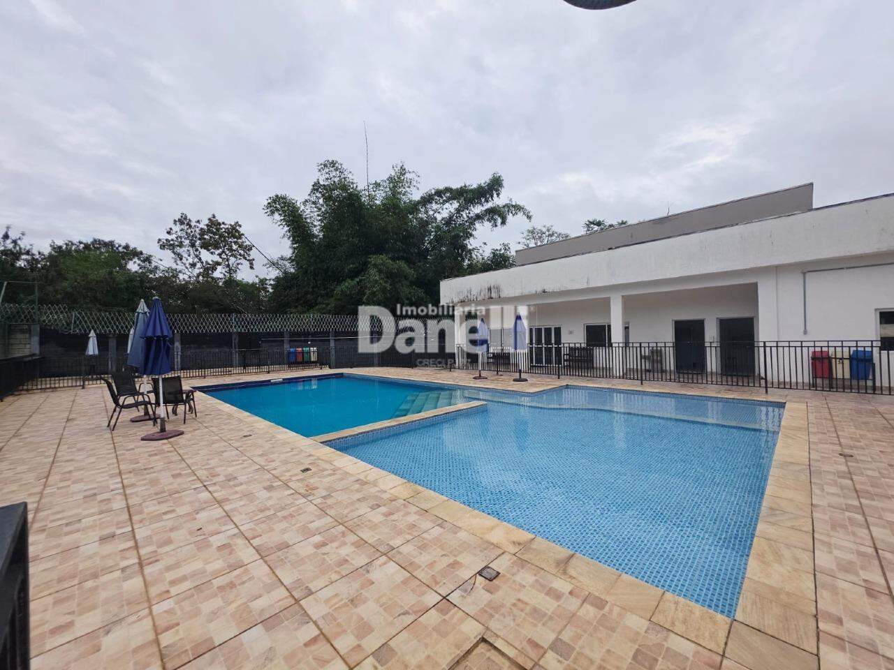 Casa em Condomínio à venda no Vila Areão: 