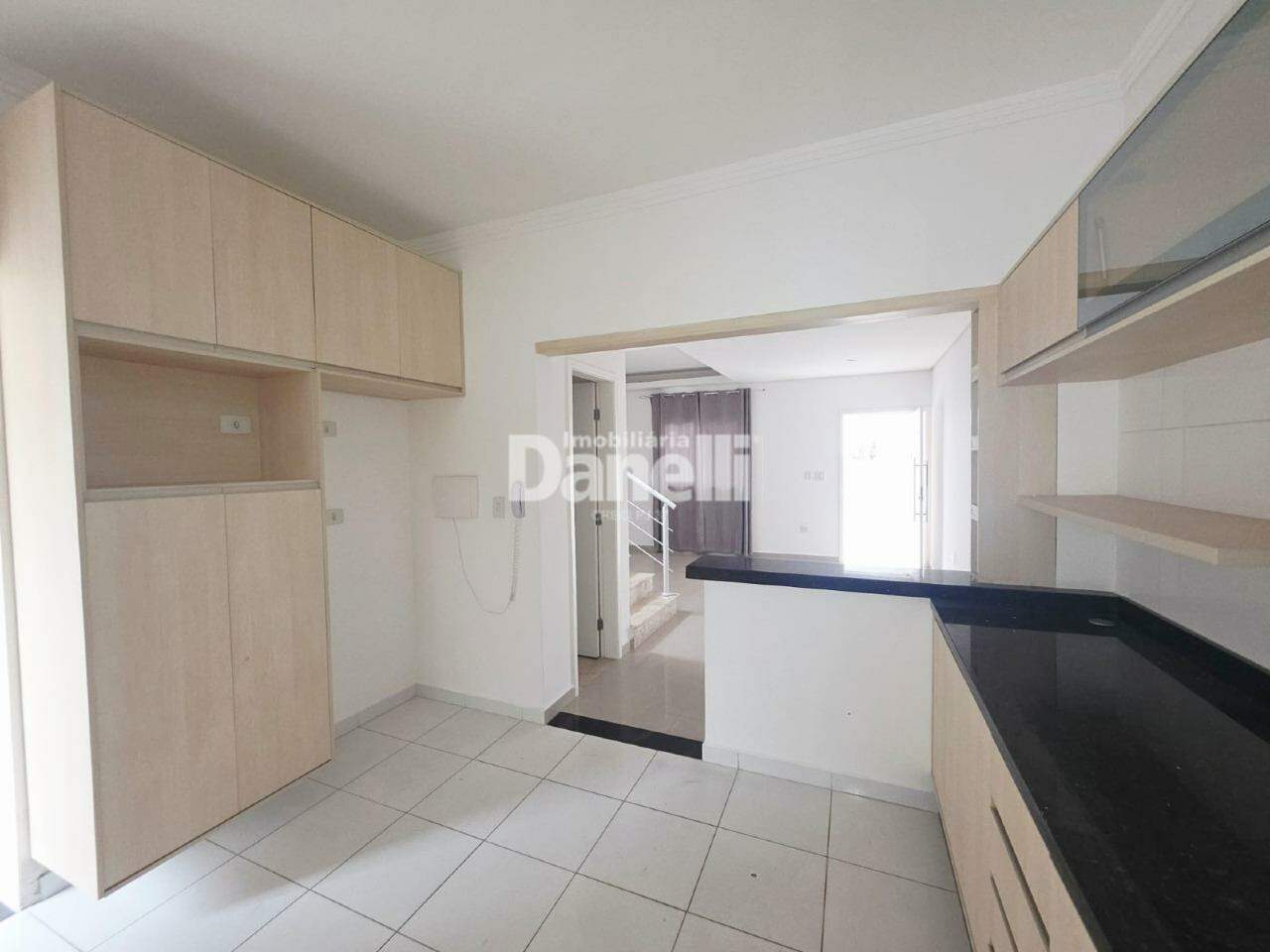 Casa em Condomínio à venda no Vila Areão: 