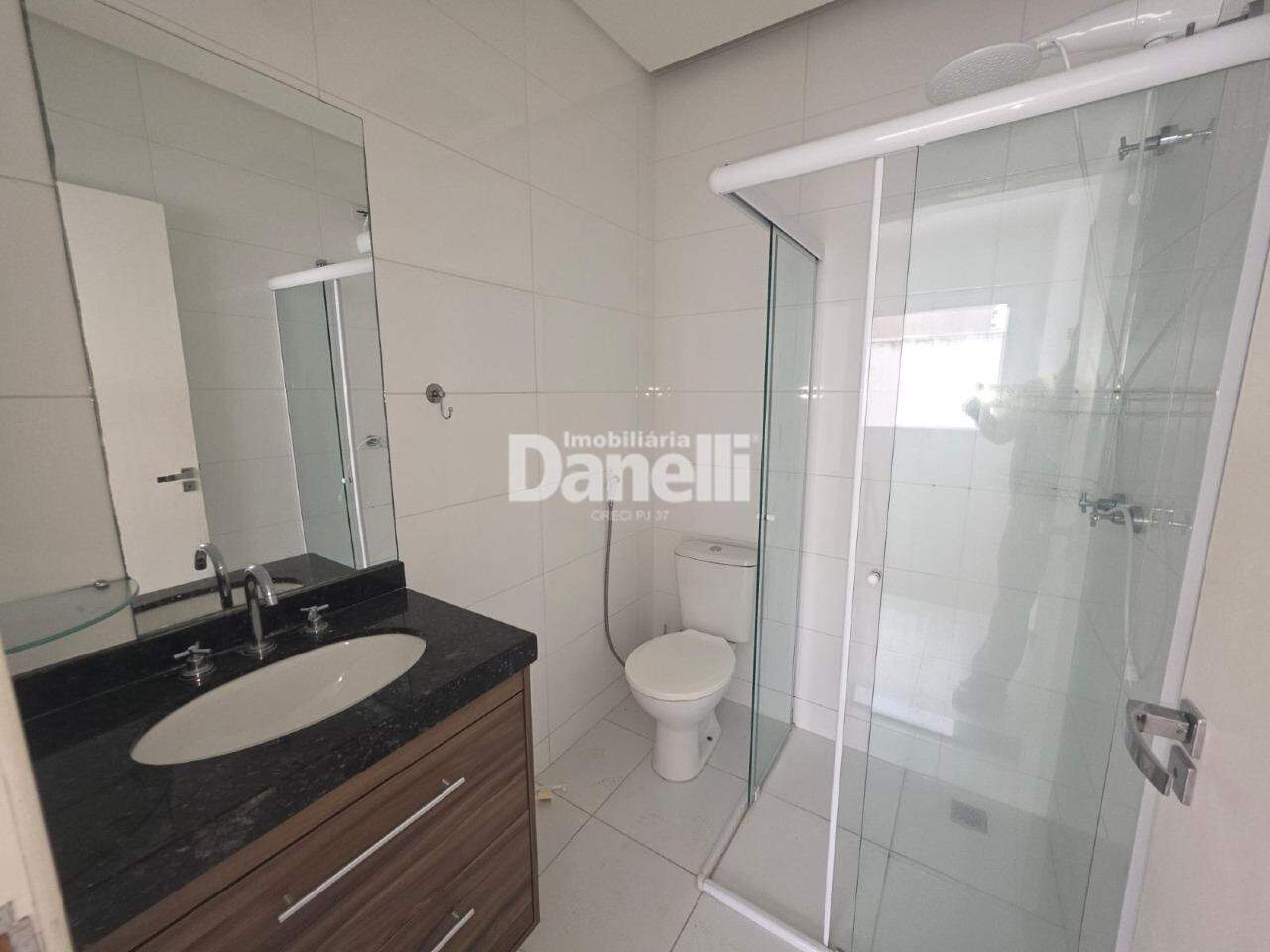 Casa em Condomínio à venda no Vila Areão: 