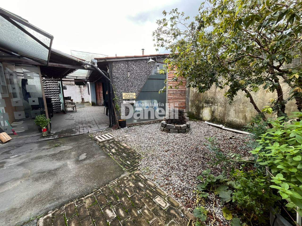 Sobrado à venda no Loteamento Vila Olímpia: 