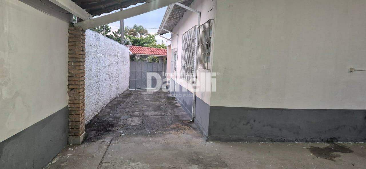 Casa para aluguel no Parque São Luís: 