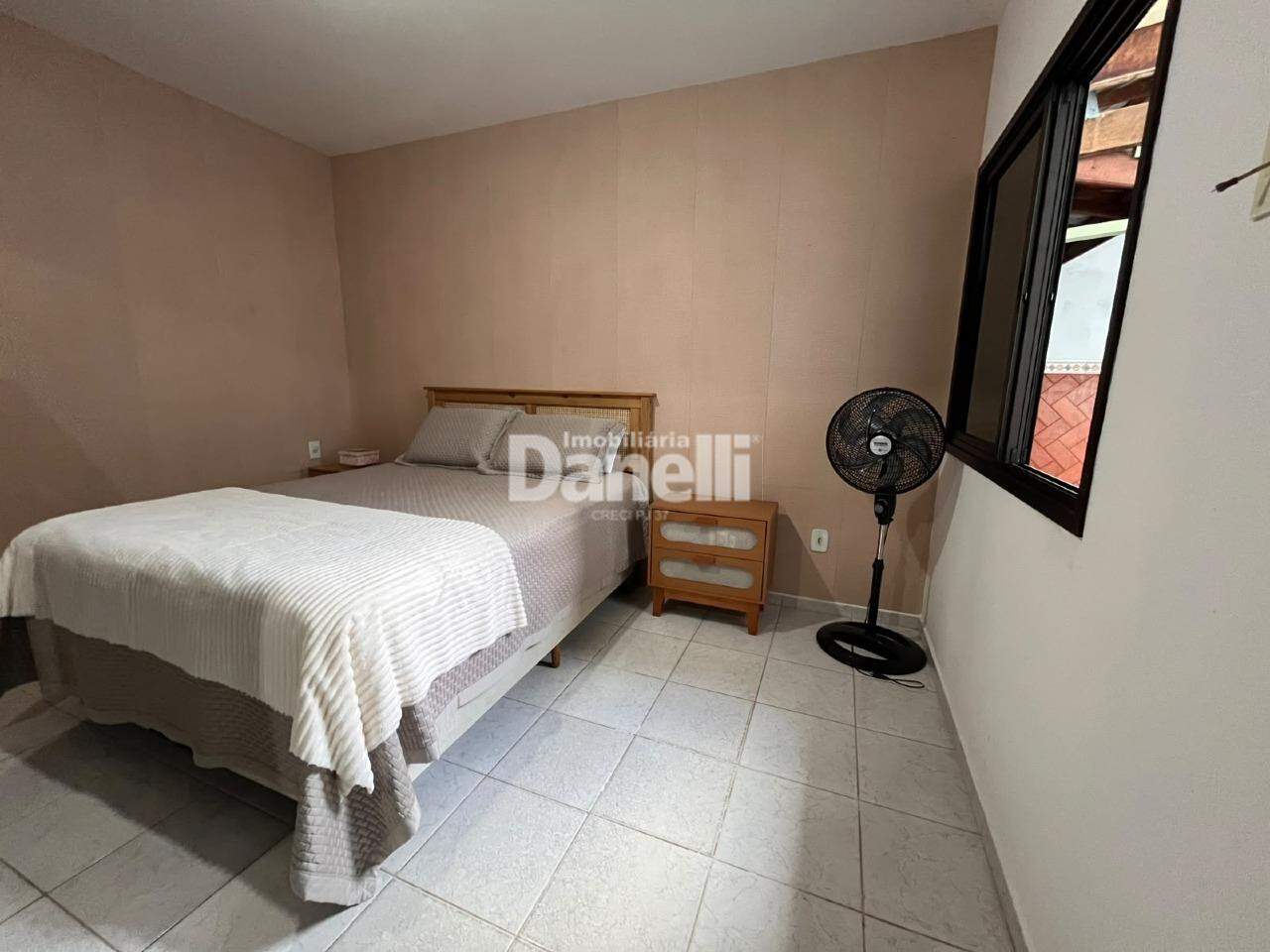 Casa em Condomínio à venda no Parque São Luís: Quarto da Suíte