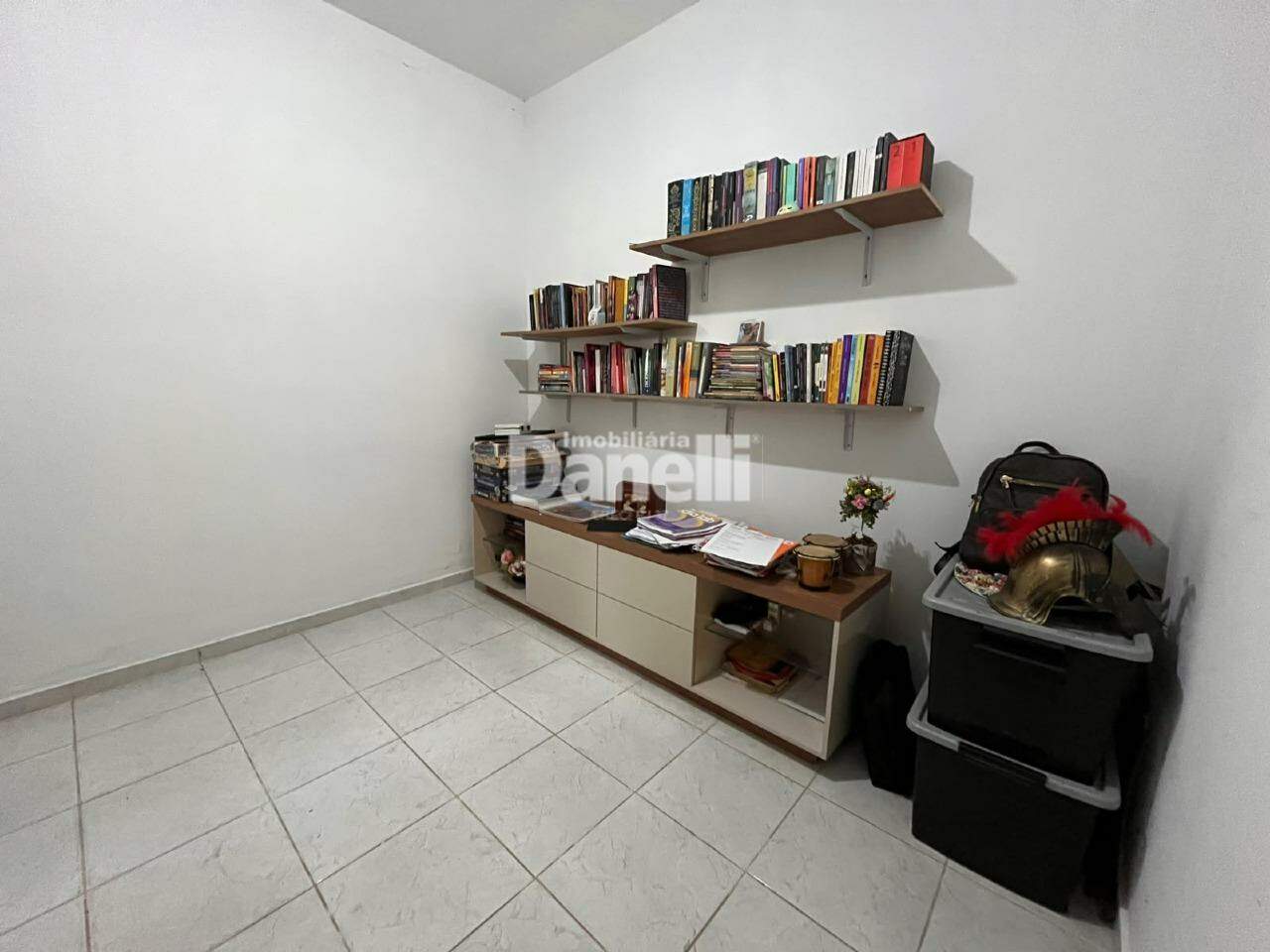 Casa em Condomínio à venda no Parque São Luís: Quarto 2