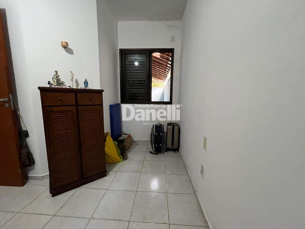 Casa em Condomínio à venda no Parque São Luís: Quarto 2