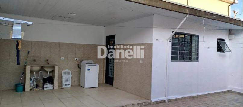 Casa à venda no Centro: 