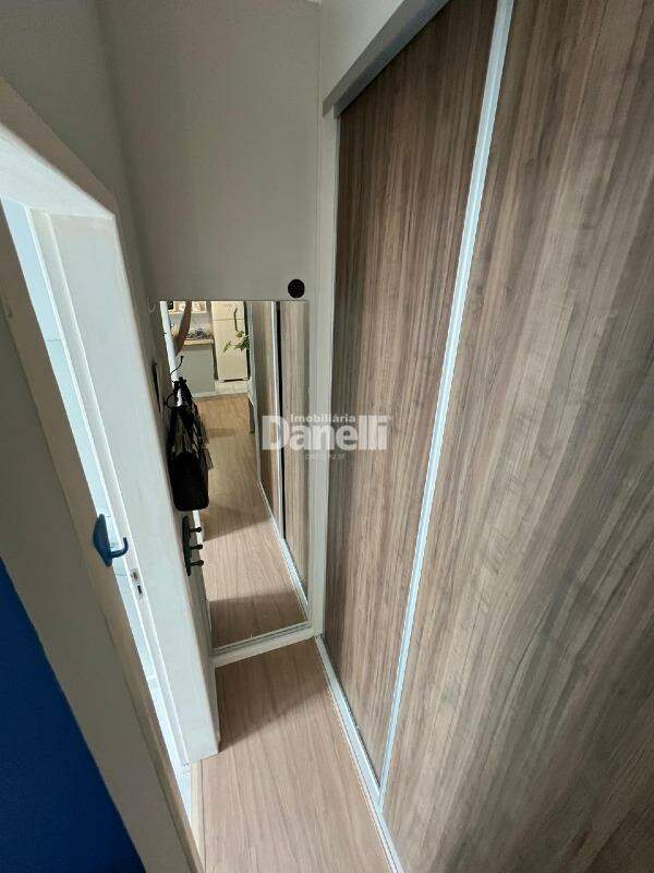 Apartamento para aluguel no Areao: 