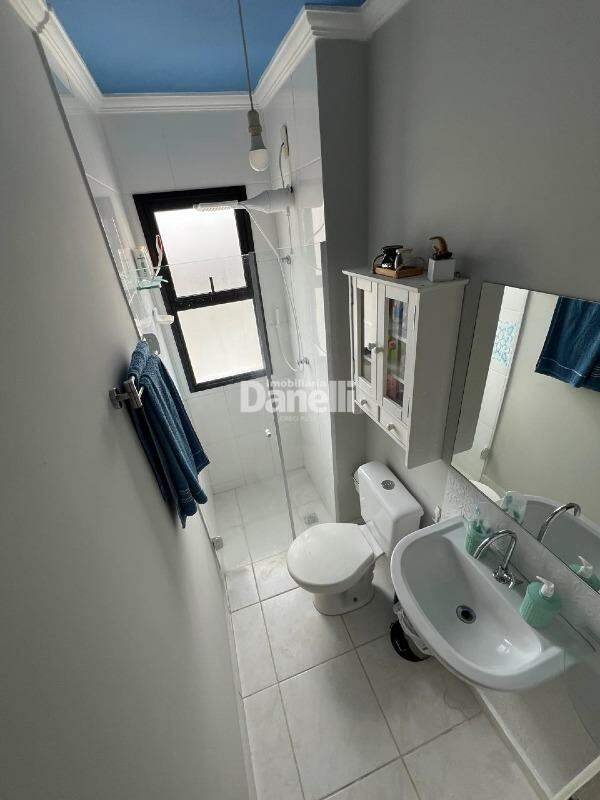 Apartamento para aluguel no Areao: 