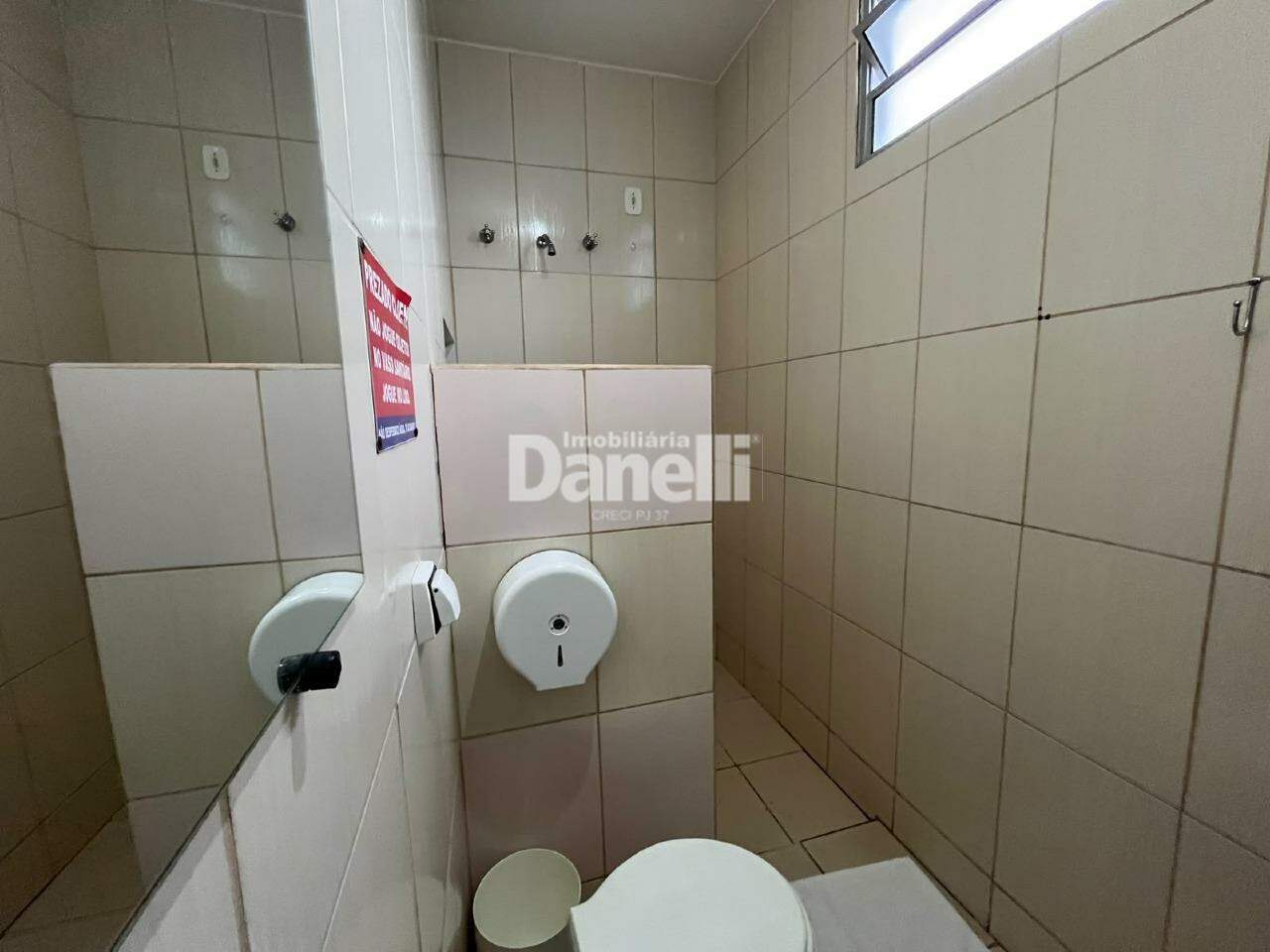 Ponto Comercial à venda no Caminho Novo: 