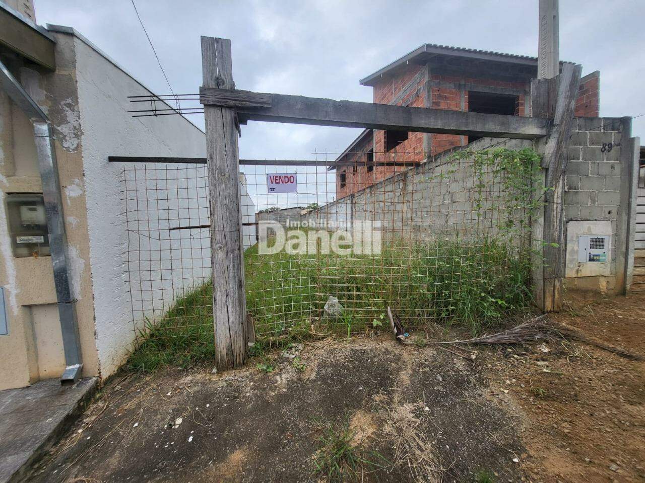 Lote à venda no Comercial e Residencial Jardim Mariana: 