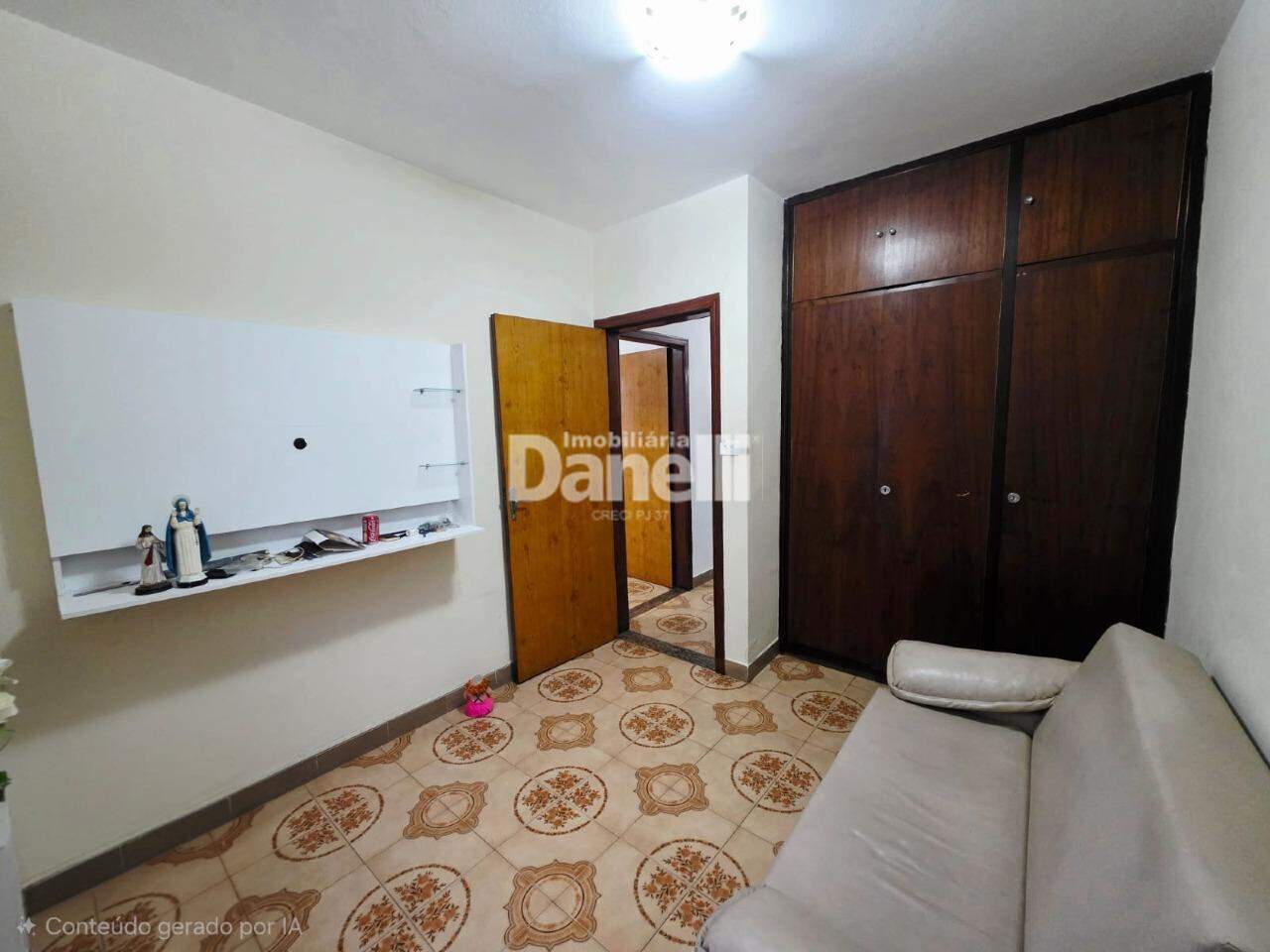 Casa à venda no Jardim Ana Emília: 
