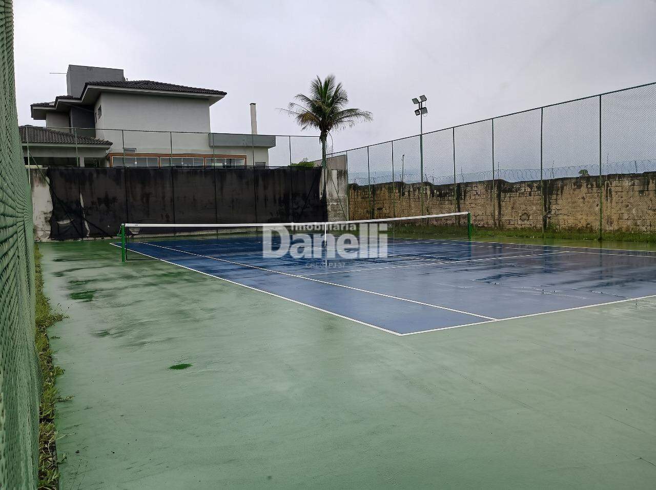 Casa em Condomínio à venda no Condominio Residencial Real Ville: Quadra de Tenis