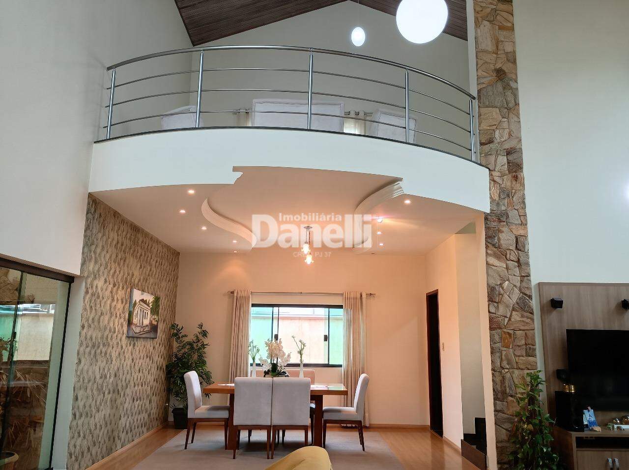 Casa em Condomínio à venda no Condominio Residencial Real Ville: Mezanino