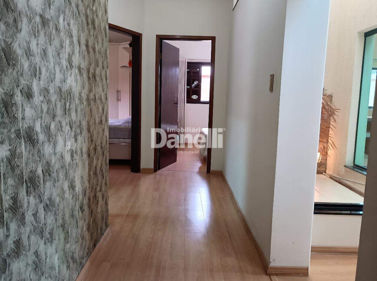 Casa em Condomínio à venda no Condominio Residencial Real Ville: Corredor