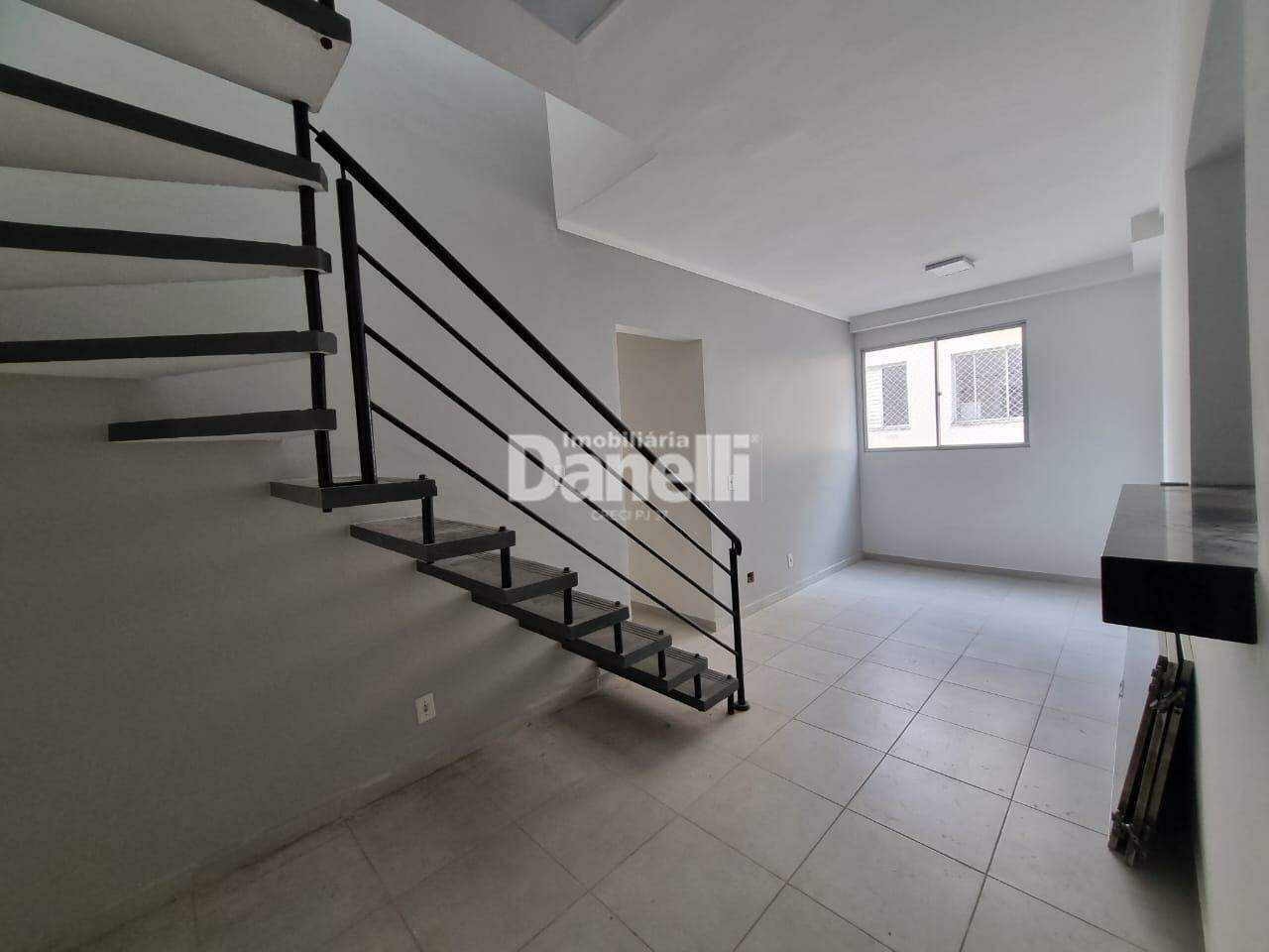 Duplex para aluguel no Jardim Santa Clara: 