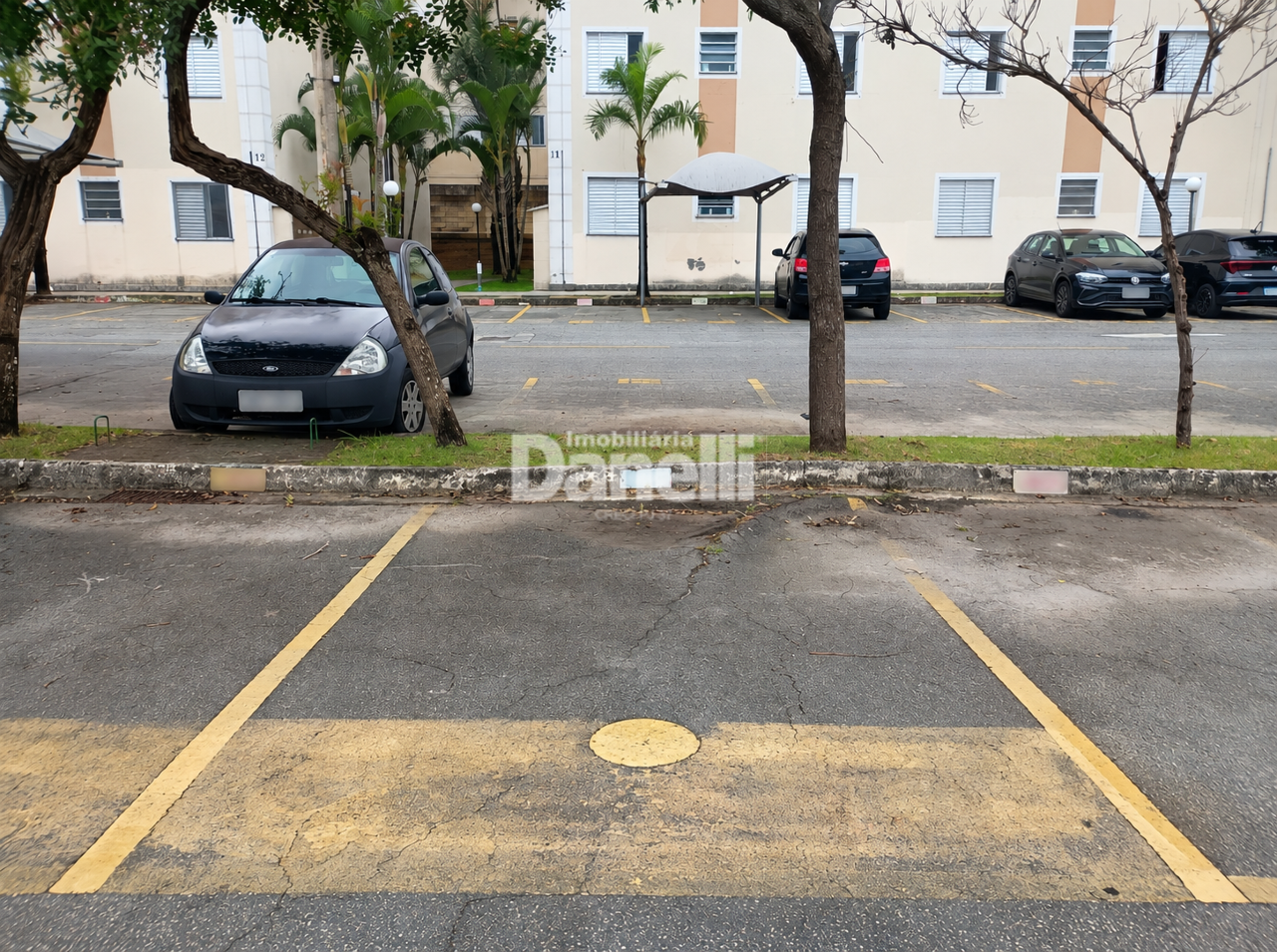 Apartamento à venda no Parque Senhor do Bonfim: Garagem