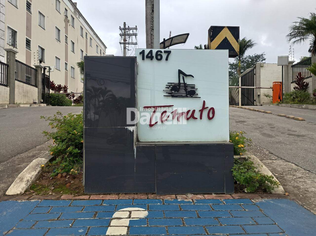 Apartamento à venda no Parque Senhor do Bonfim: Portaria