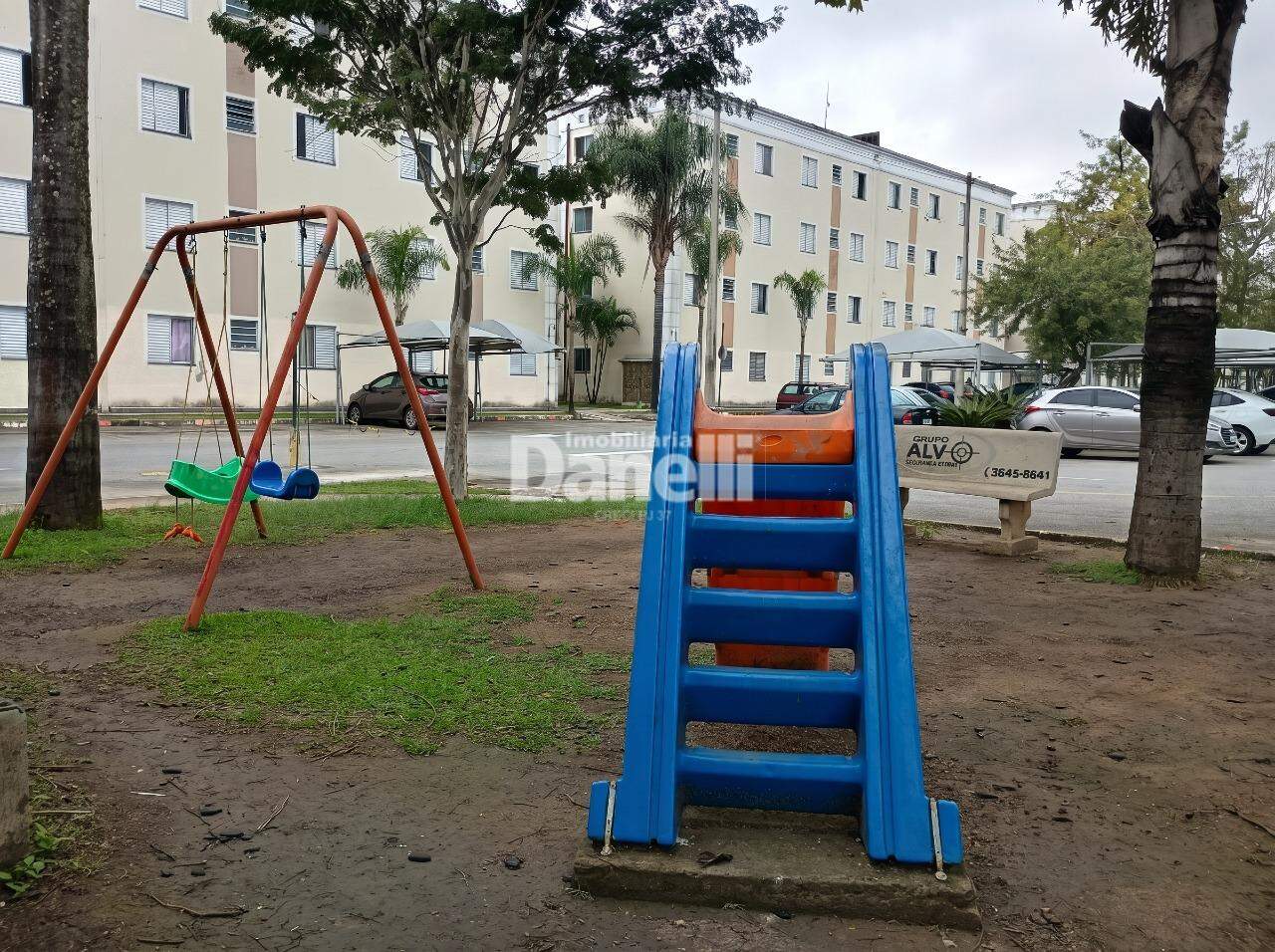 Apartamento à venda no Parque Senhor do Bonfim: Playground