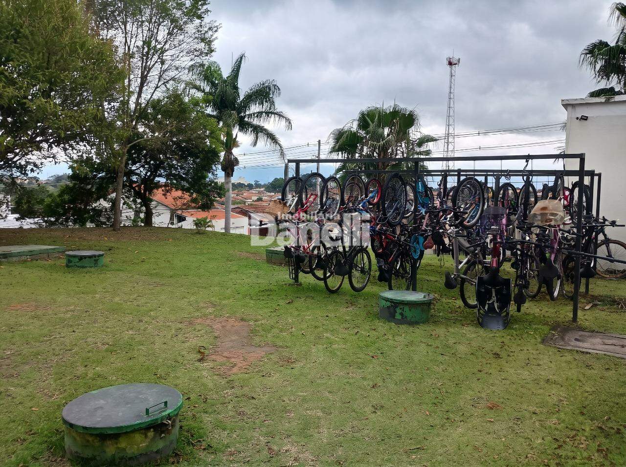 Apartamento à venda no Parque Senhor do Bonfim: Bicicletário