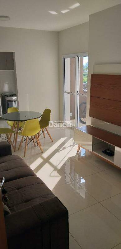 Apartamento à venda no Rancho Grande: 