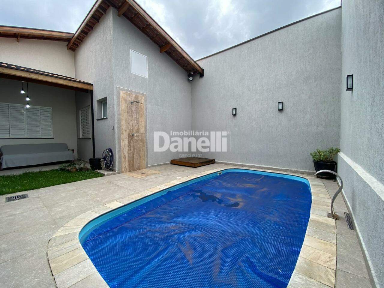 Casa à venda no Jardim Independência: piscina