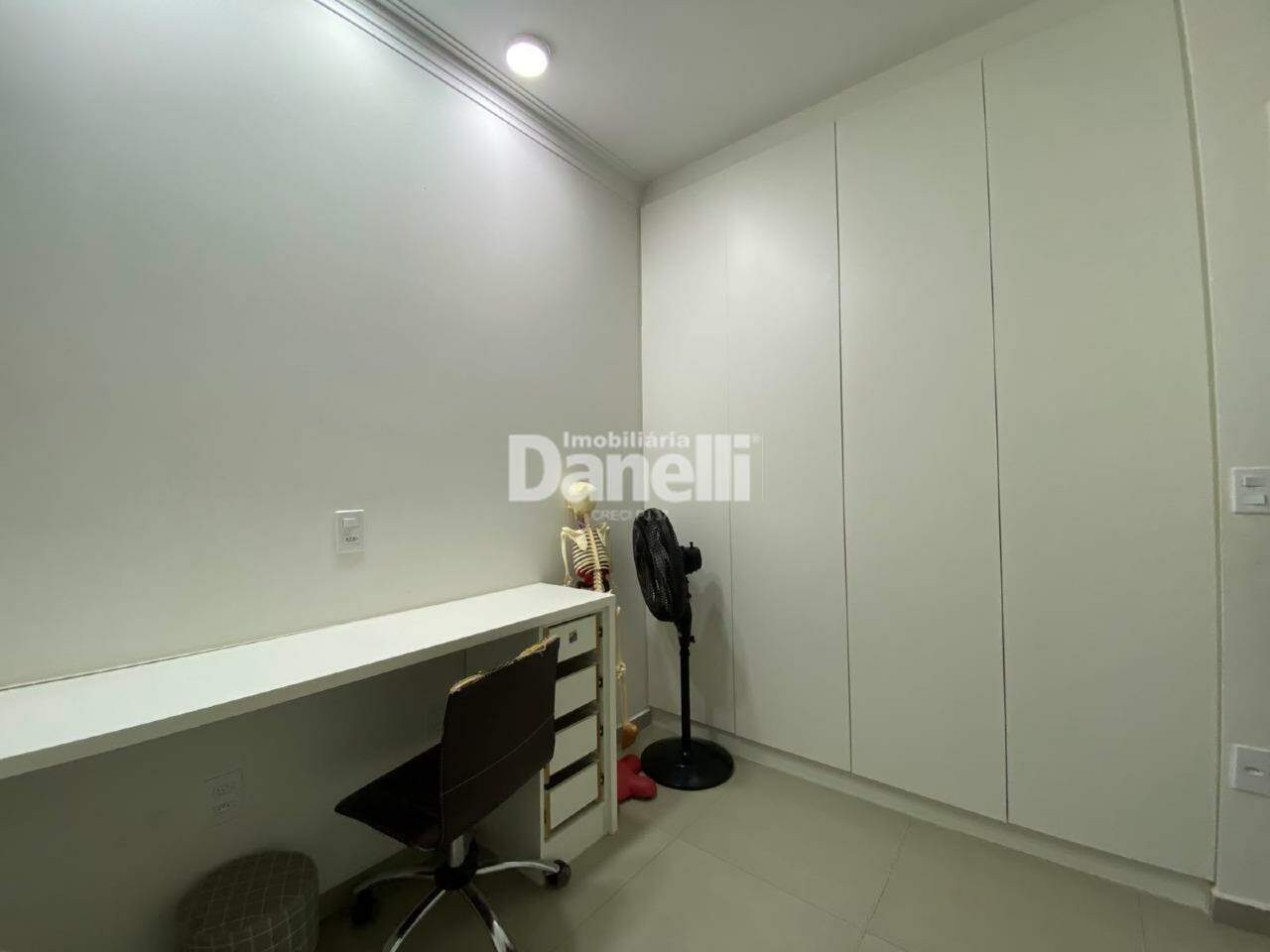 Casa à venda no Jardim Independência: dormitório 2