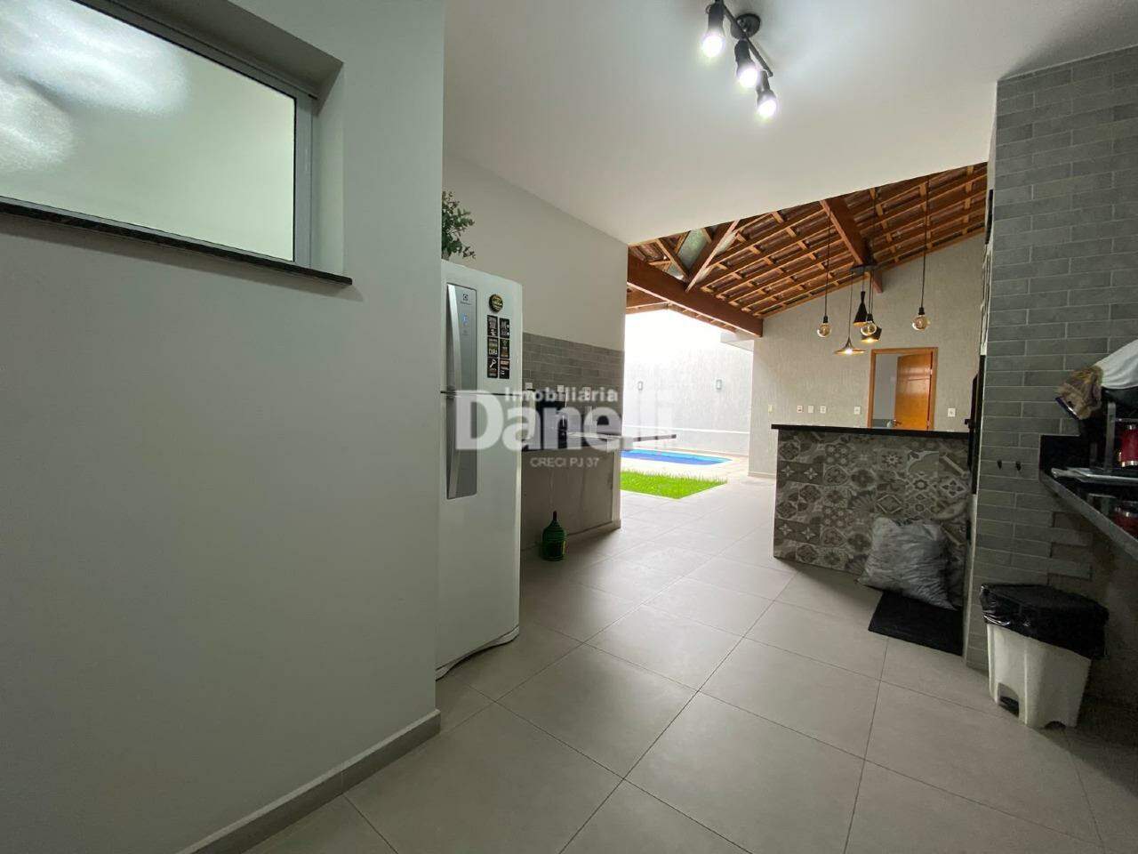 Casa à venda no Jardim Independência: área gourmet