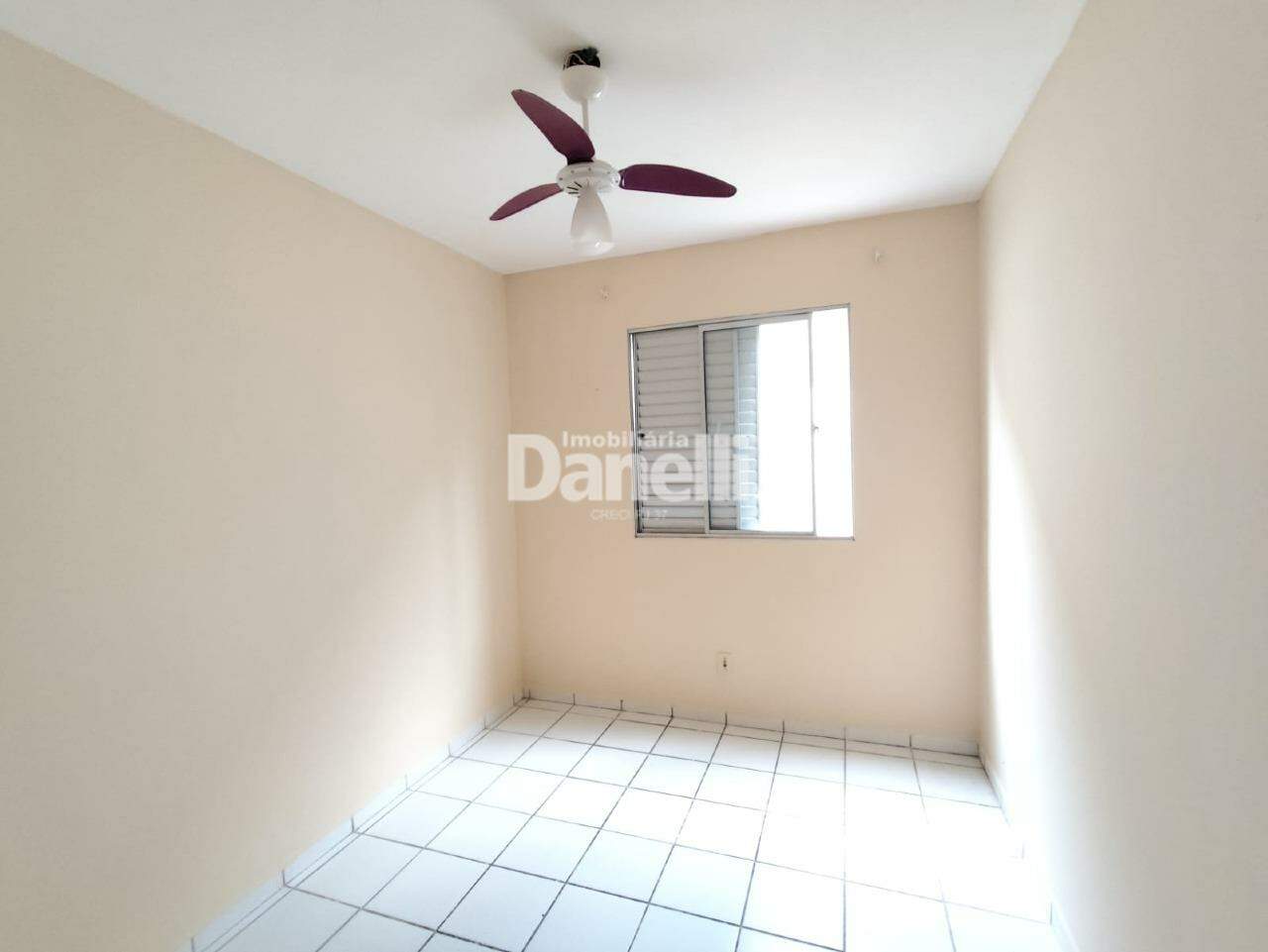 Apartamento para aluguel no Jardim Gurilândia: 