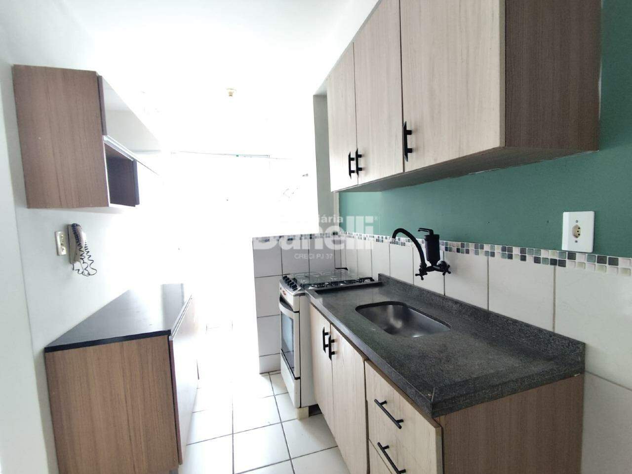 Apartamento para aluguel no Jardim Gurilândia: 