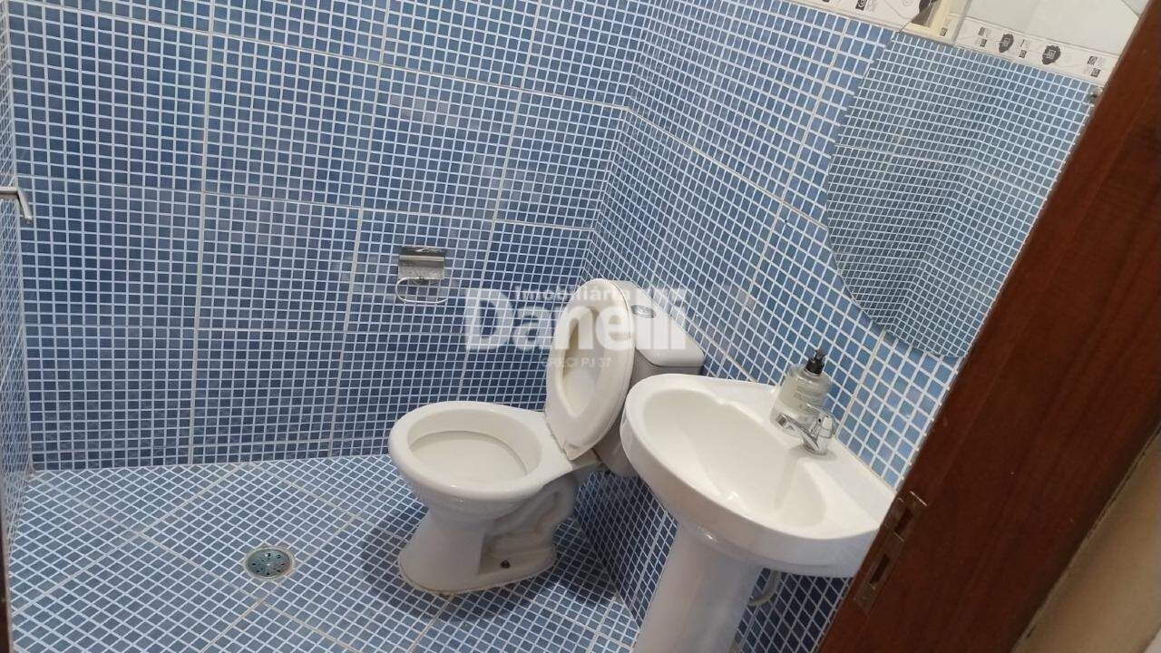 Sobrado à venda no Residencial Portal da Mantiqueira: 