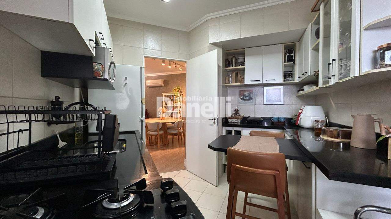 Apartamento à venda no Areao: 