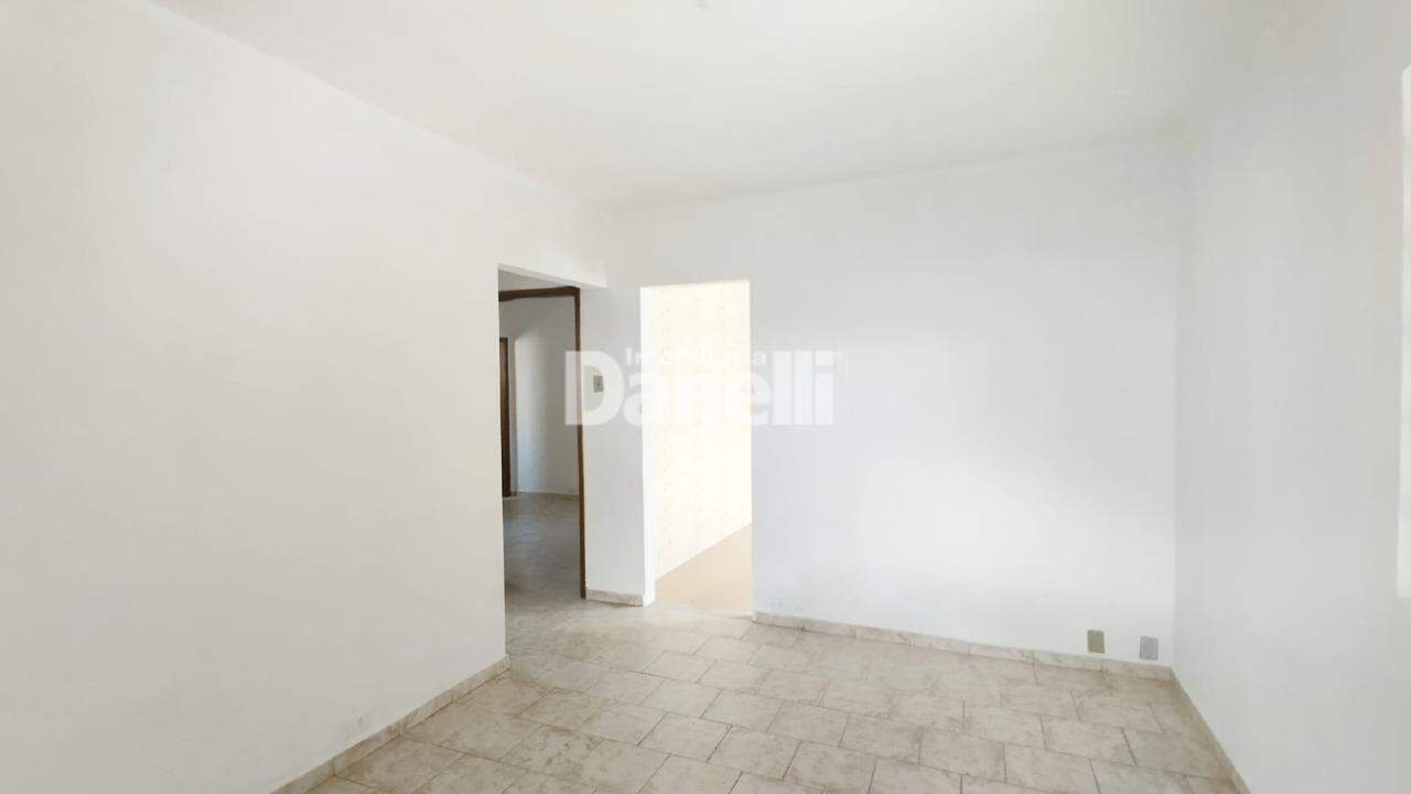 Casa para aluguel no Residencial São Charbel: 