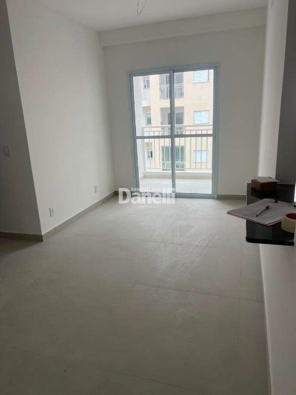 Apartamento à venda no Parque Santo Antônio: 