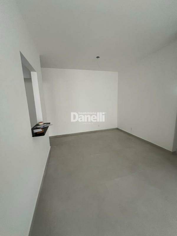 Apartamento à venda no Parque Santo Antônio: 